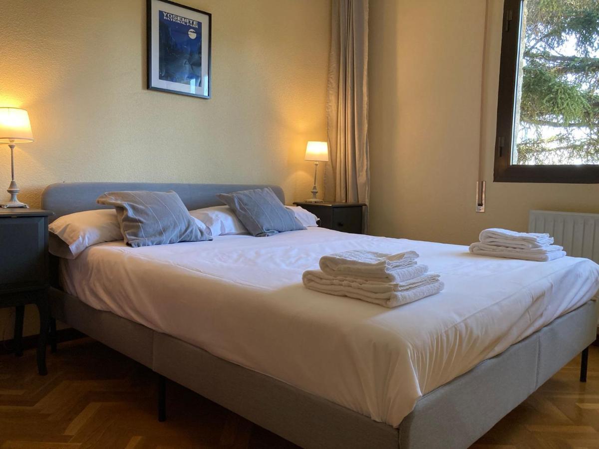 Gran Chalet Con Piscina Y Apartamento En Navacerrada Villa Luaran gambar